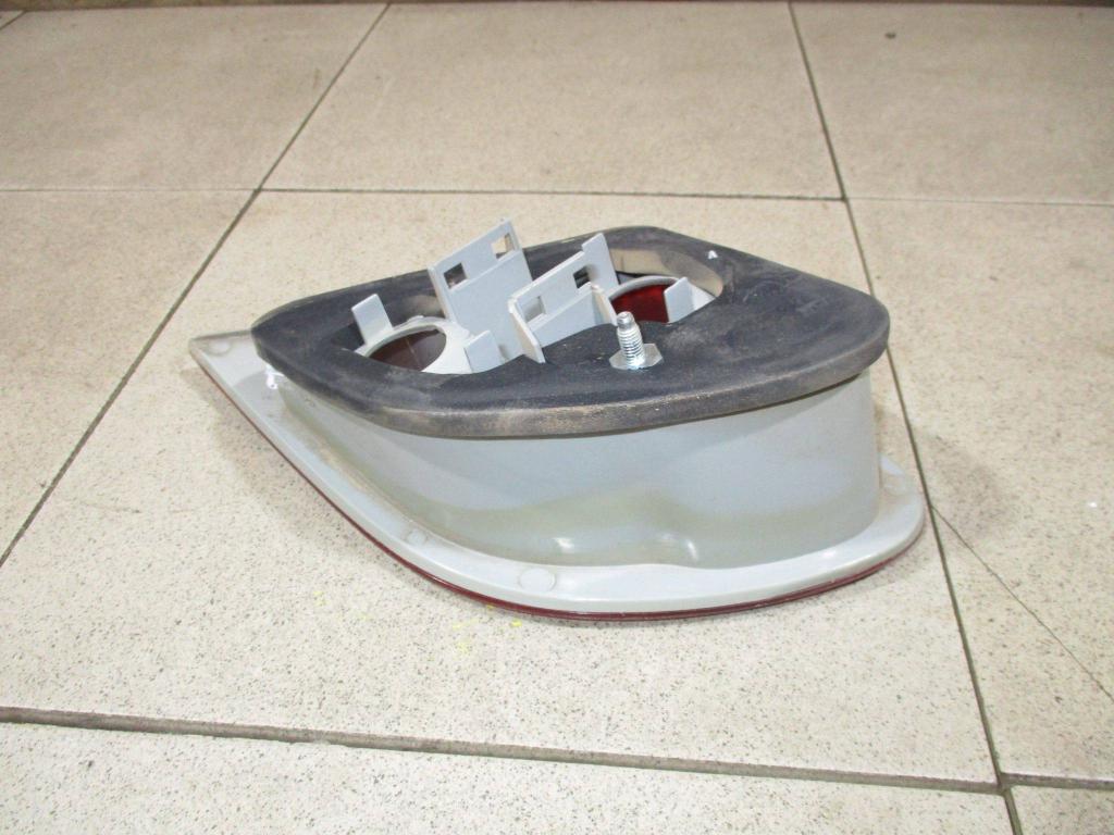 Фонарь задний внутренний левый, 1000 рублей, Пермь