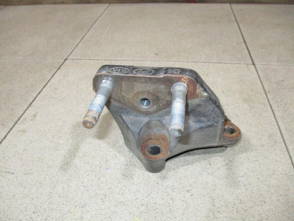 Кронштейн двигателя правый, 3000 рублей, Пермь