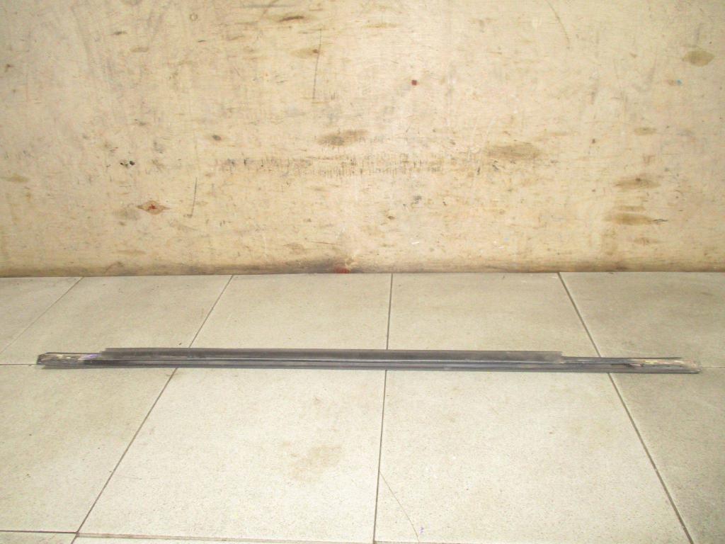 Накладка стекла заднего правого, 1000 рублей, Пермь