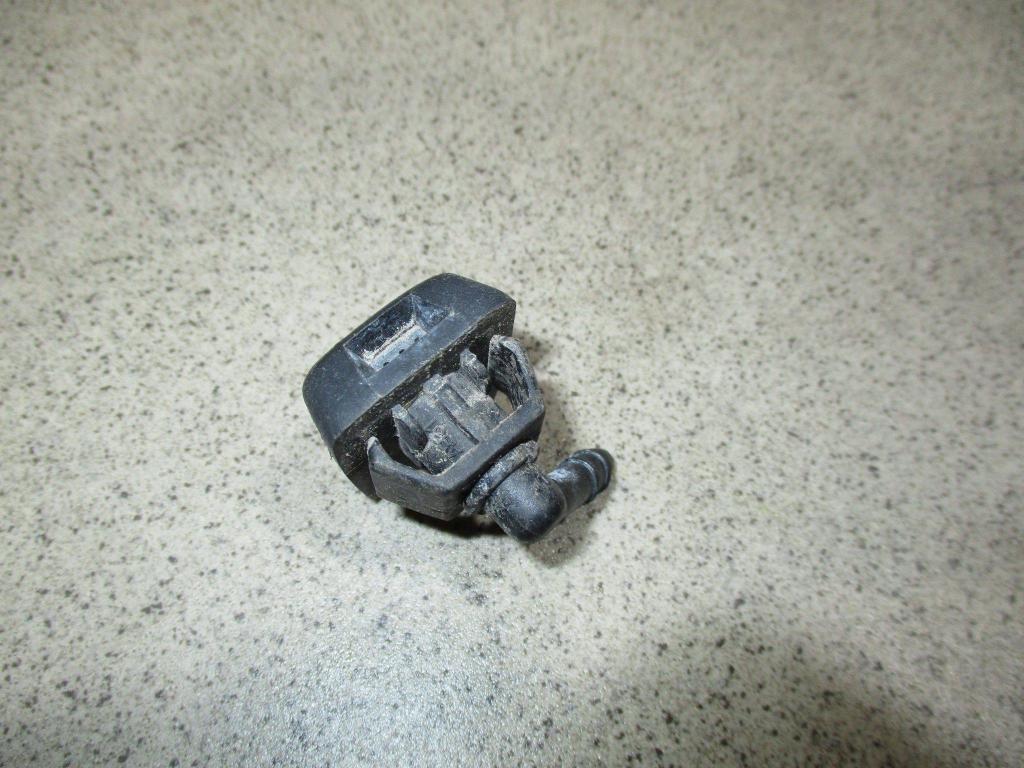 Форсунка омывателя лобового стекла, 500 рублей, Пермь