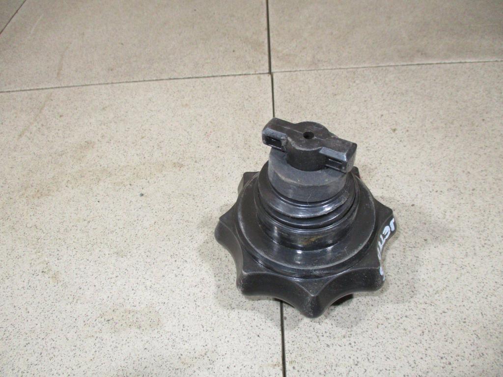 Болт крепления запасного колеса, 500 рублей, Пермь