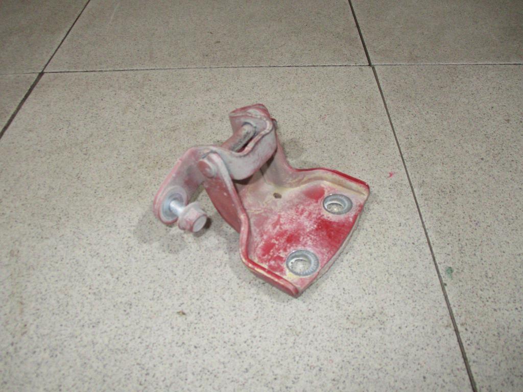 Петля двери передней, 550 рублей, Пермь