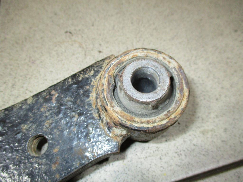 Рычаг задний верхний, 1000 рублей, Пермь