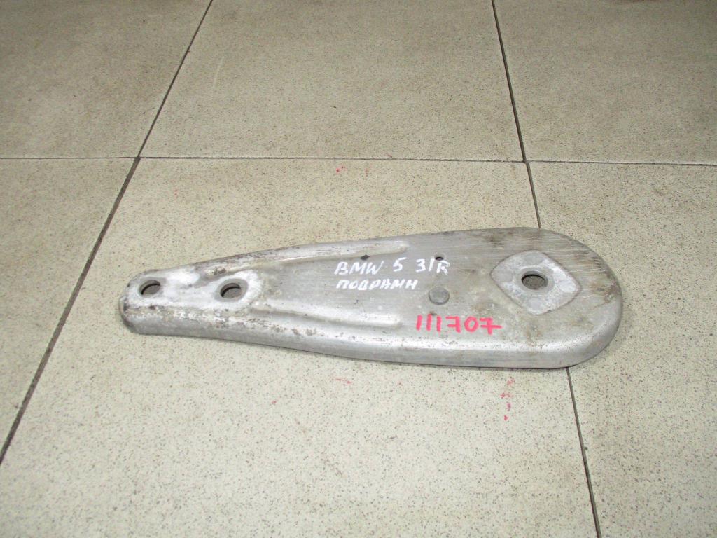 Кронштейн задней балки, 500 рублей, Пермь