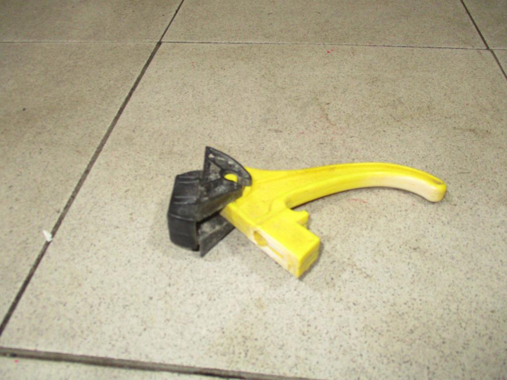 Ручка открывания капота, 500 рублей, Пермь