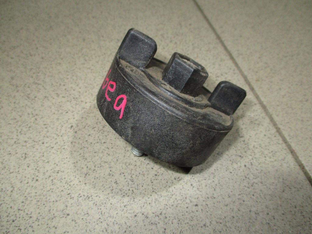 Болт крепления запасного колеса, 500 рублей, Пермь