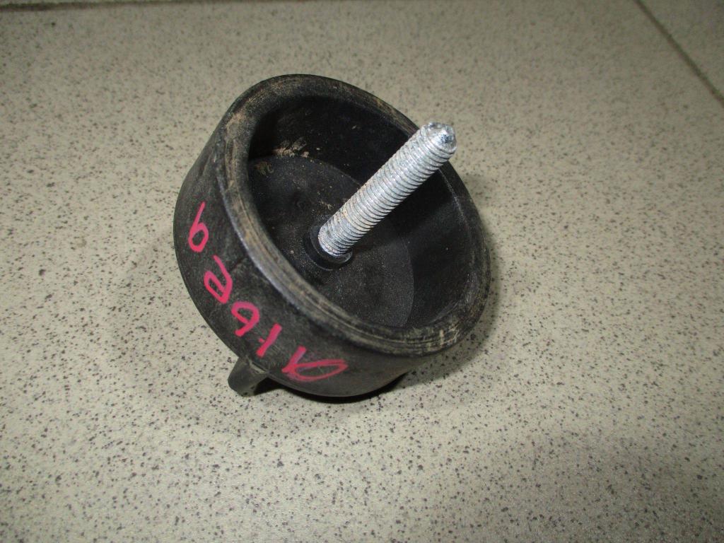 Болт крепления запасного колеса, 500 рублей, Пермь