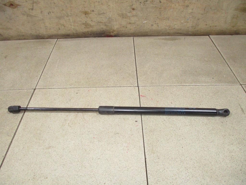 Амортизатор двери багажника, 2500 рублей, Пермь