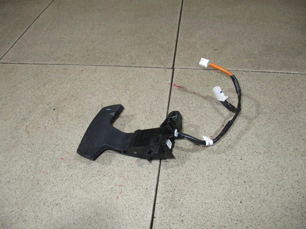 Лепестки подрулевые, 1000 рублей, Пермь