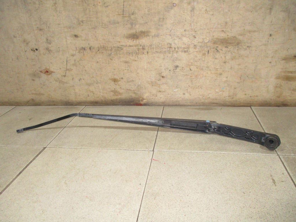 Поводок стеклоочистителя передний правый, 3500 рублей, Пермь