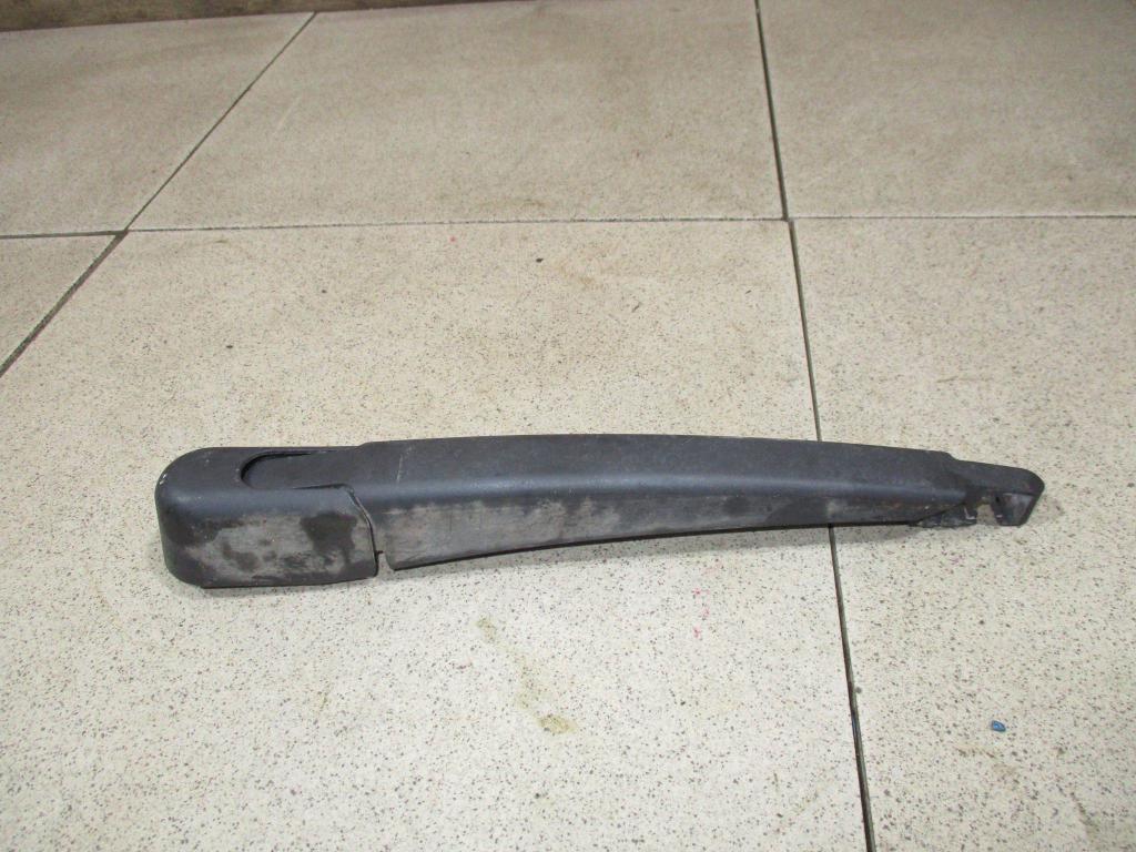 Поводок стеклоочистителя заднего, 2000 рублей, Пермь