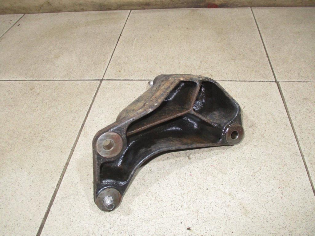 Кронштейн КПП левый, 500 рублей, Пермь