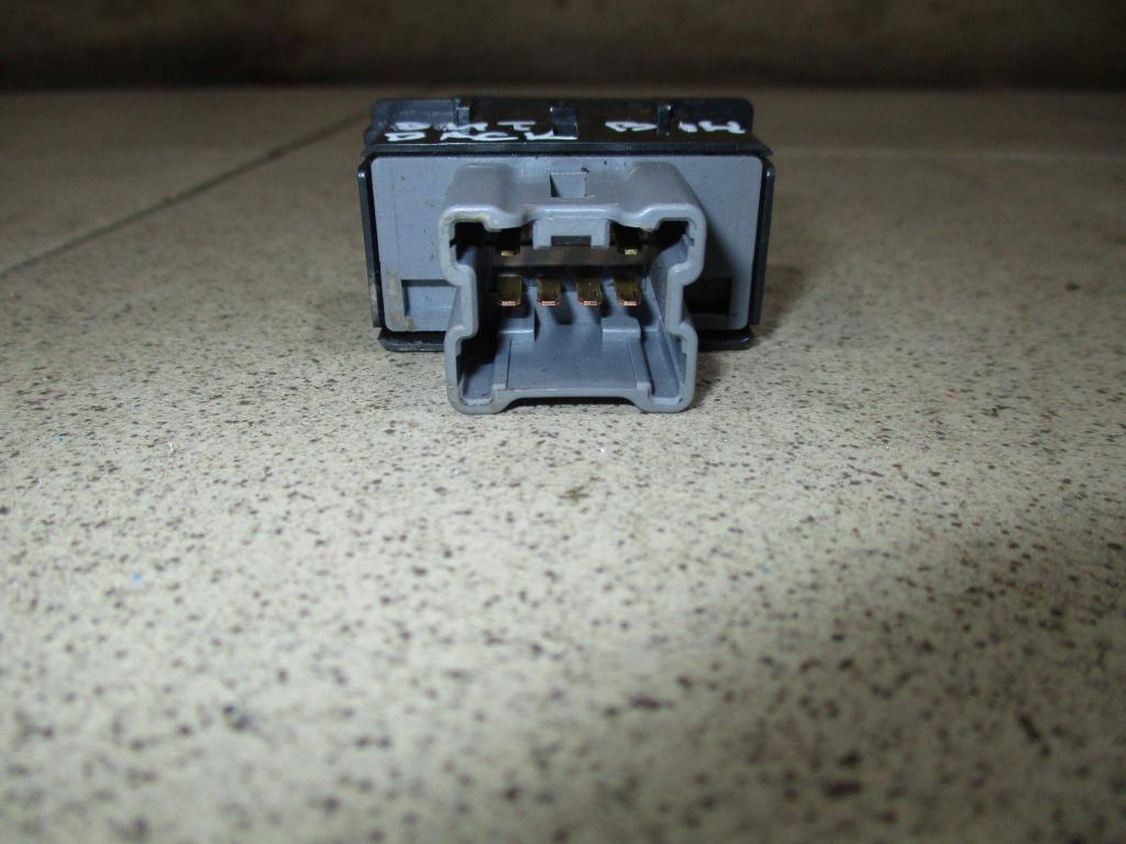 Кнопка обогрева сидений, 1000 рублей, Пермь