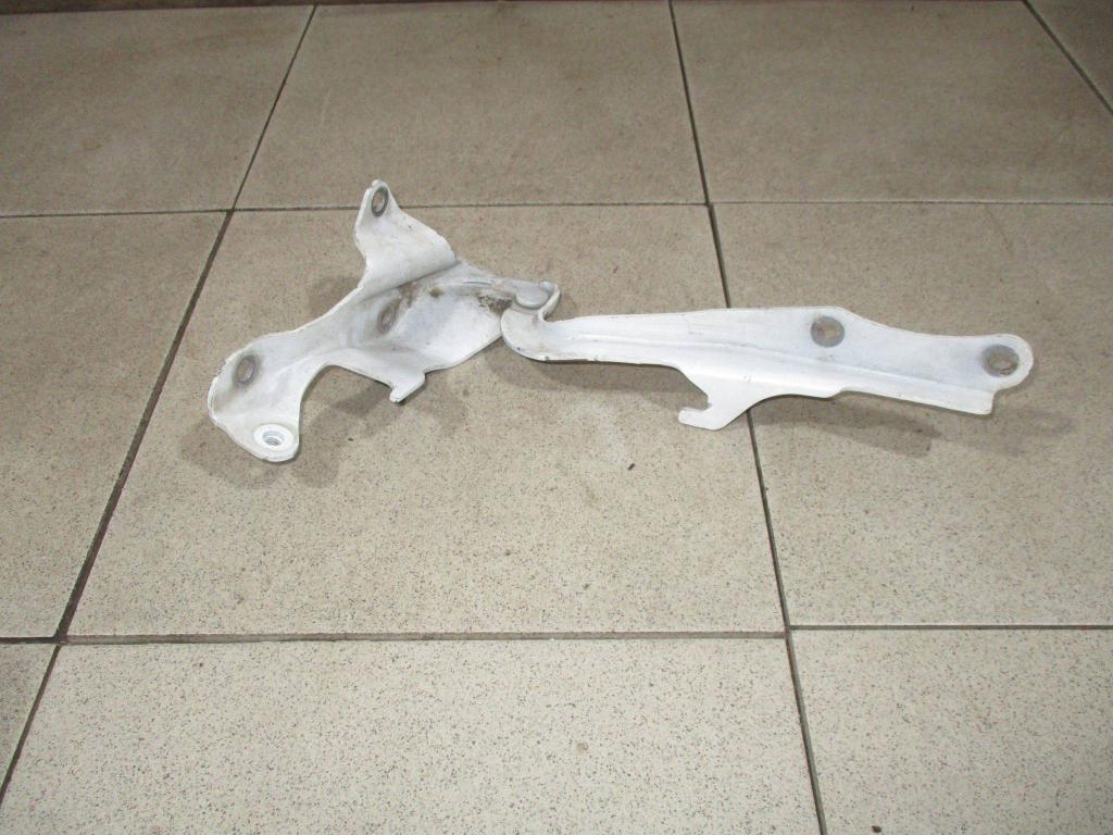 Петля капота левая, 1000 рублей, Пермь