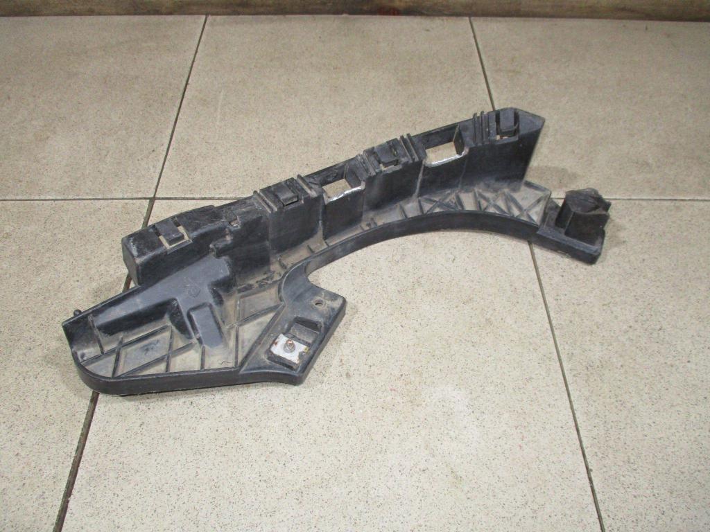 Кронштейн переднего бампера правый, 1000 рублей, Пермь