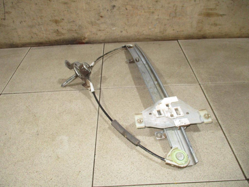 Стеклоподъемник механический задний правый, 500 рублей, Пермь