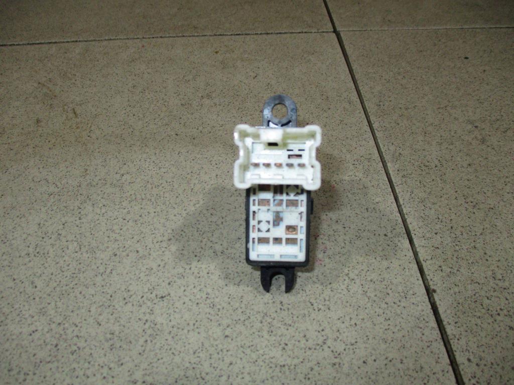 Кнопка стеклоподъемника, 500 рублей, Пермь