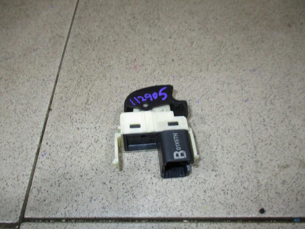 Кнопка стеклоподъемника, 500 рублей, Пермь