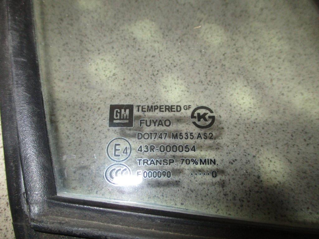 Стекло двери передней правой форточка, 1000 рублей, Пермь