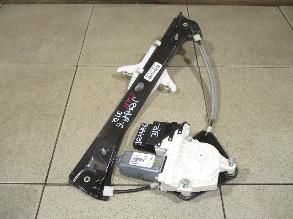 Стеклоподъемник задний правый, 3000 рублей, Пермь