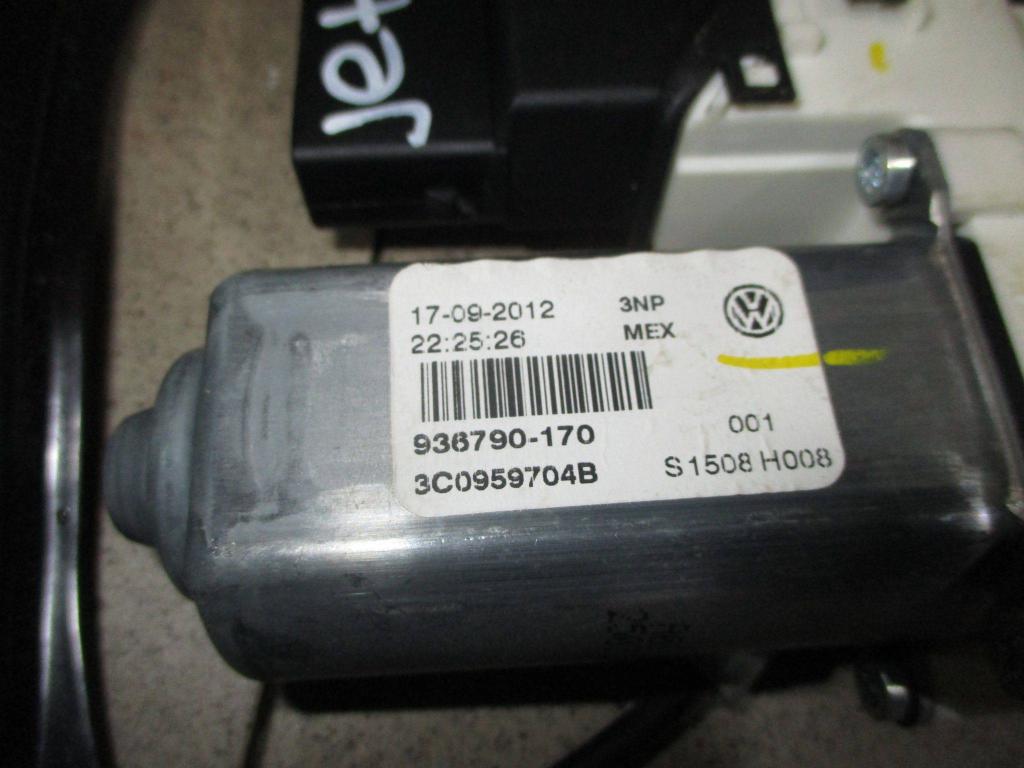 Стеклоподъемник задний правый, 3000 рублей, Пермь