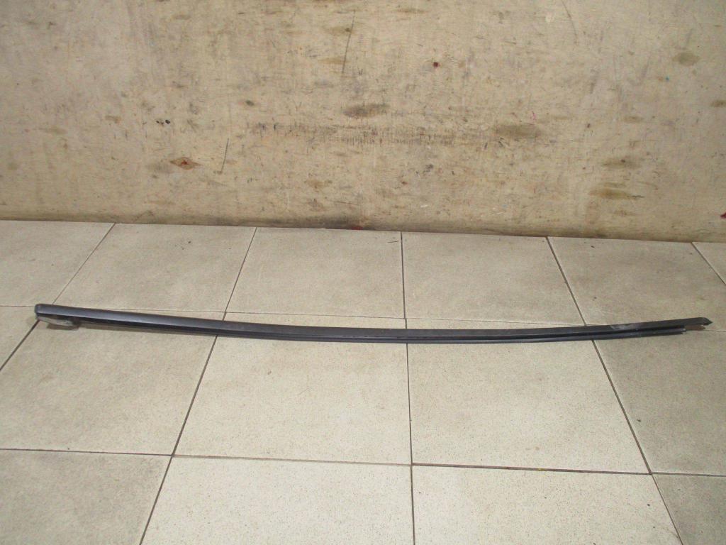 Накладка стекла переднего правого, 1000 рублей, Пермь