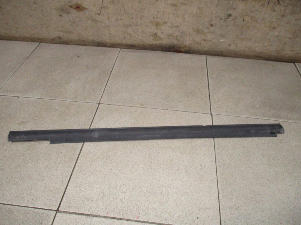 Накладка стекла заднего правого, 500 рублей, Пермь