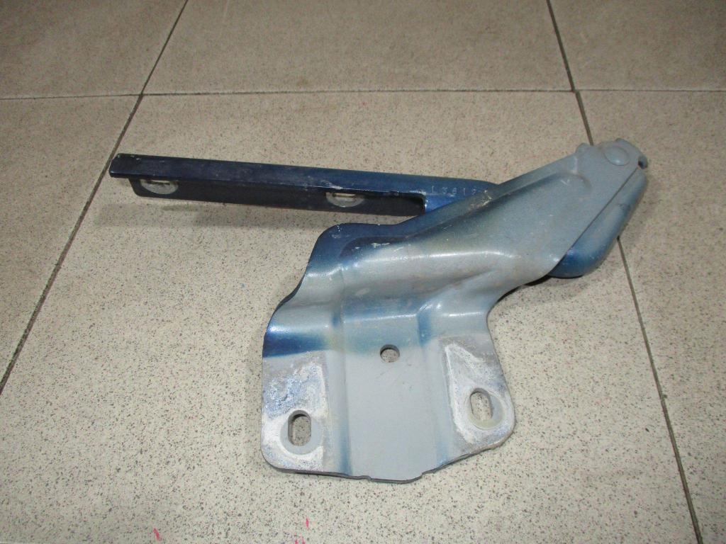 Петля капота левая, 2000 рублей, Пермь