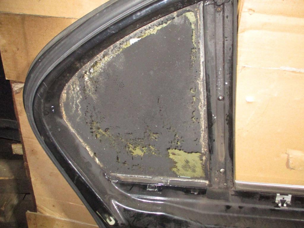 Стекло двери задней левой форточка, 500 рублей, Пермь