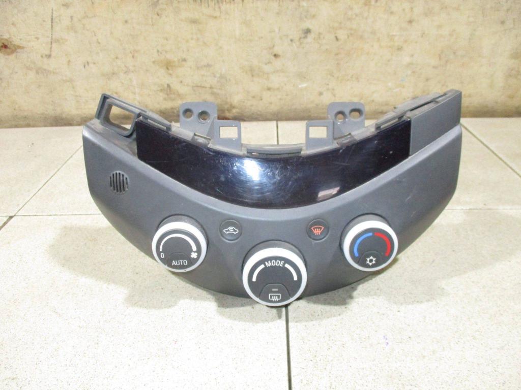 Блок управления климатической установкой, 3000 рублей, Пермь