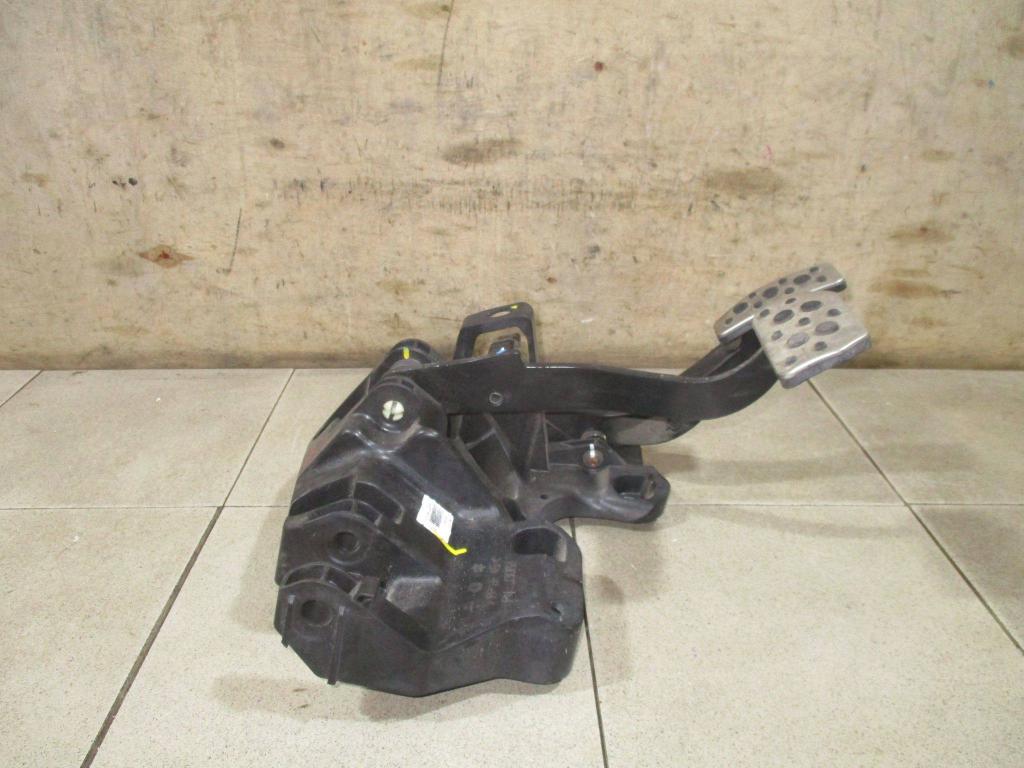 Блок педалей, 2000 рублей, Пермь