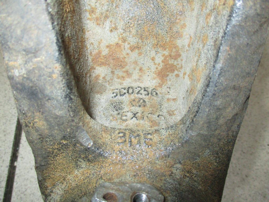 Кулак поворотный передний правый, 4000 рублей, Пермь