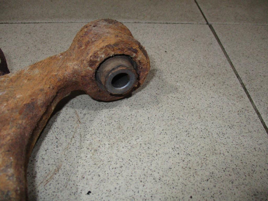 Рычаг задний верхний правый, 3000 рублей, Пермь