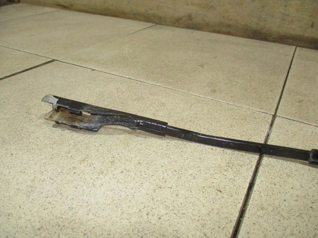 Поводок стеклоочистителя передний левый, 1000 рублей, Пермь