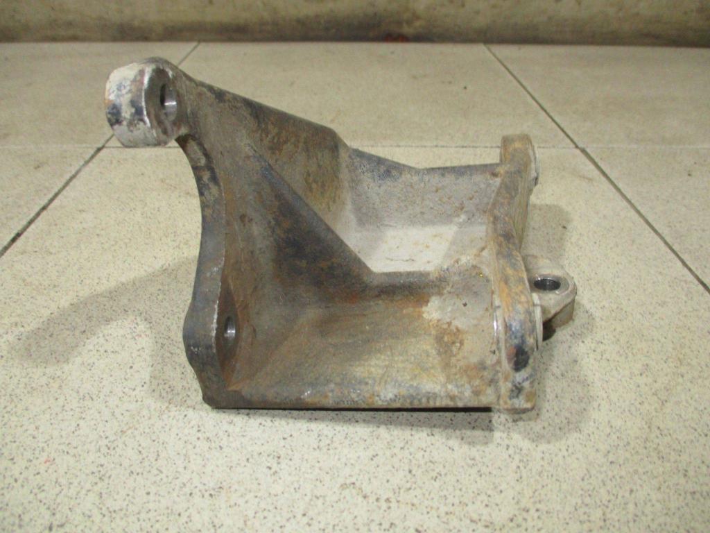 Кронштейн гидроусилителя, 500 рублей, Пермь