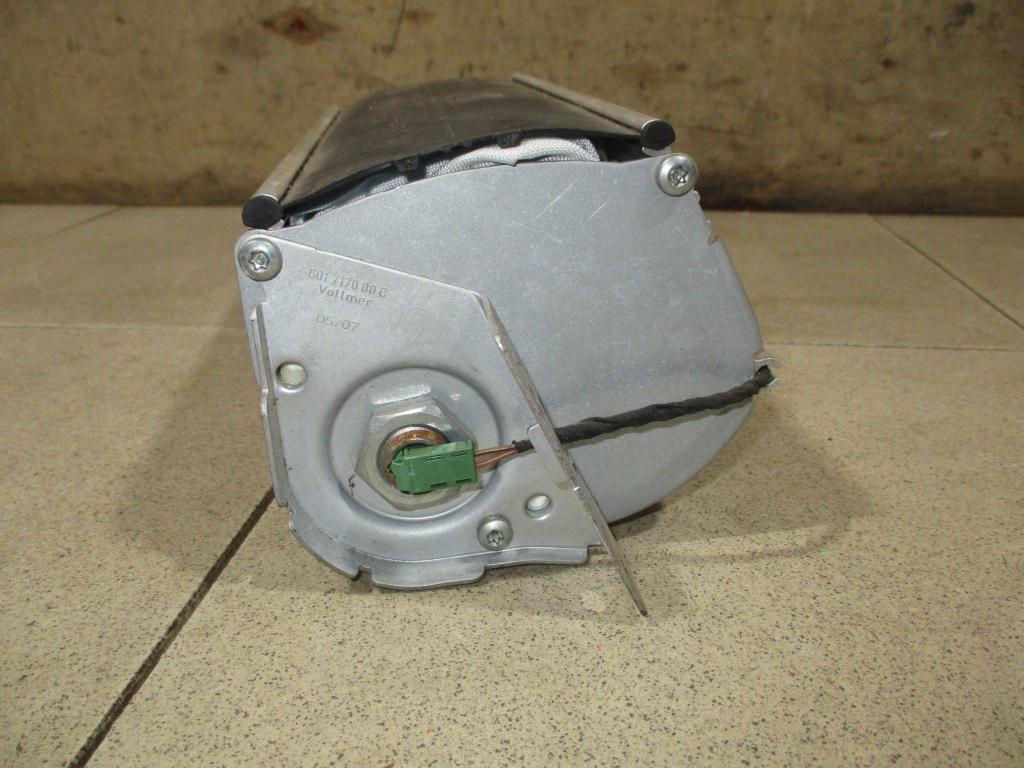 Подушка безопасности пассажира, 3000 рублей, Пермь