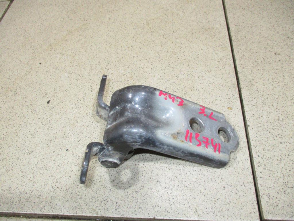 Петля двери задней правой нижняя, 500 рублей, Пермь