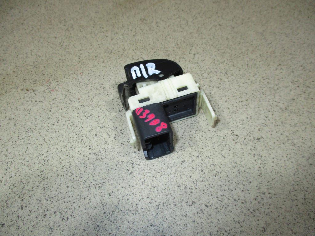 Кнопка стеклоподъемника, 500 рублей, Пермь