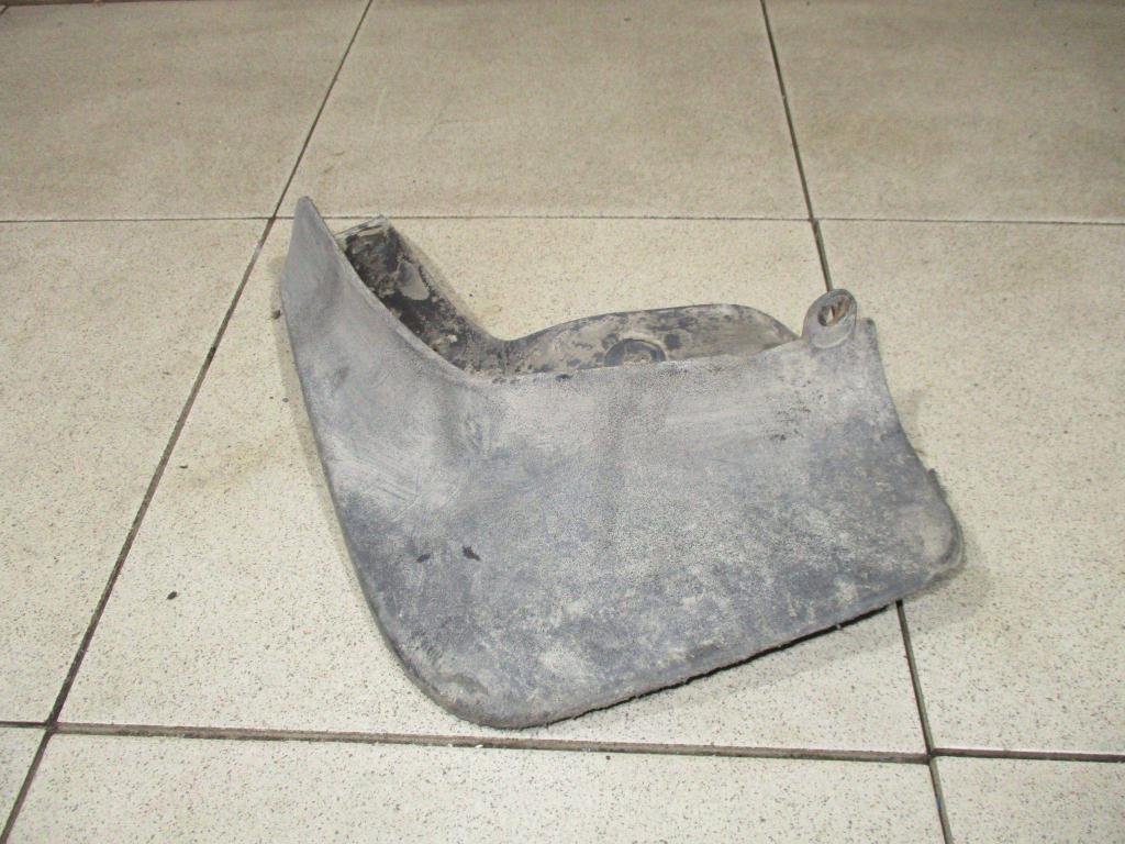 Брызговик задний левый, 1000 рублей, Пермь