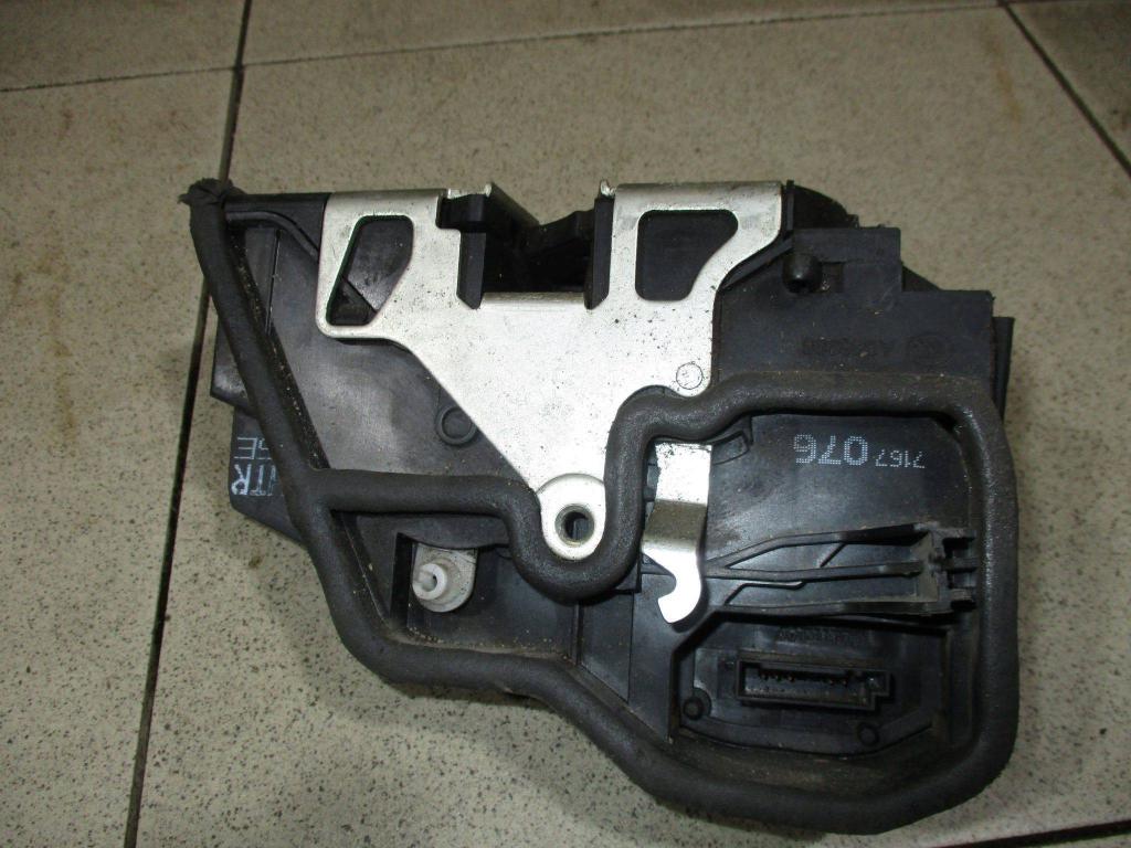 Замок двери задней правой, 1000 рублей, Пермь