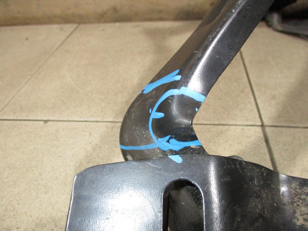 Кронштейн фар правый, 3000 рублей, Пермь