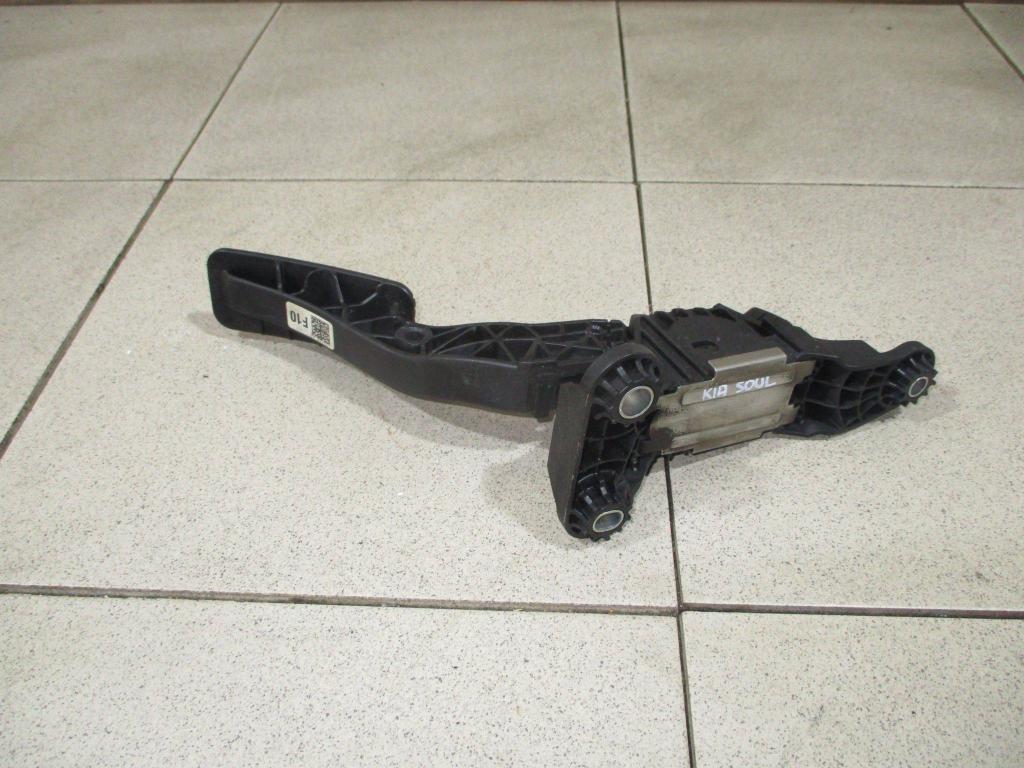 Педаль газа, 2000 рублей, Пермь