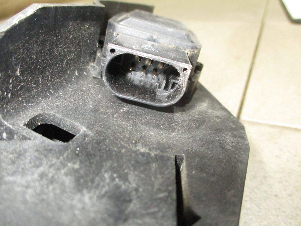 Педаль газа, 2000 рублей, Пермь