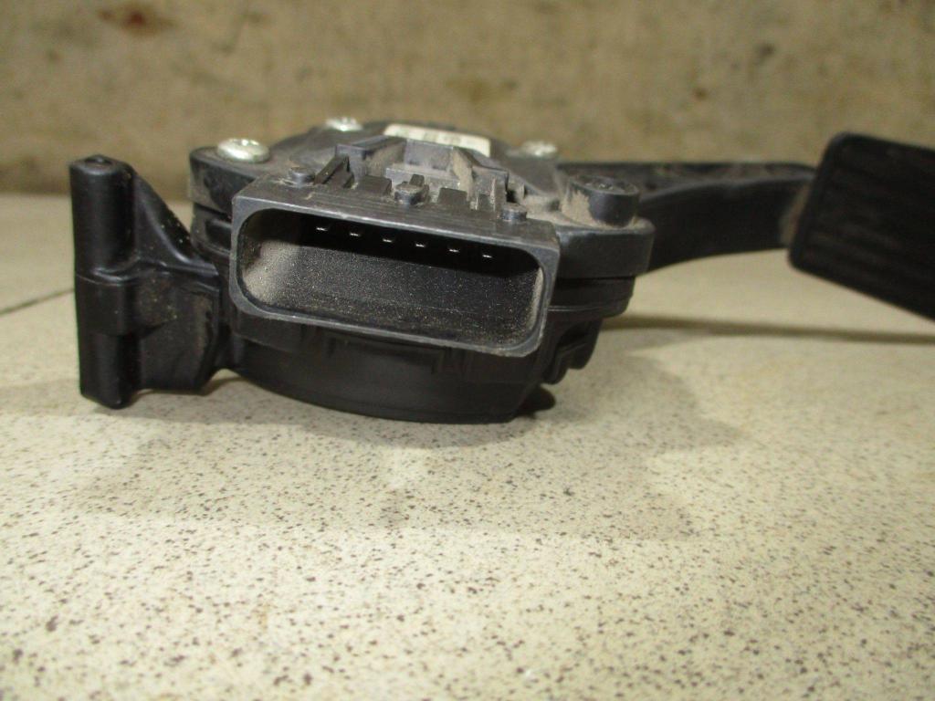 Педаль газа, 1200 рублей, Пермь