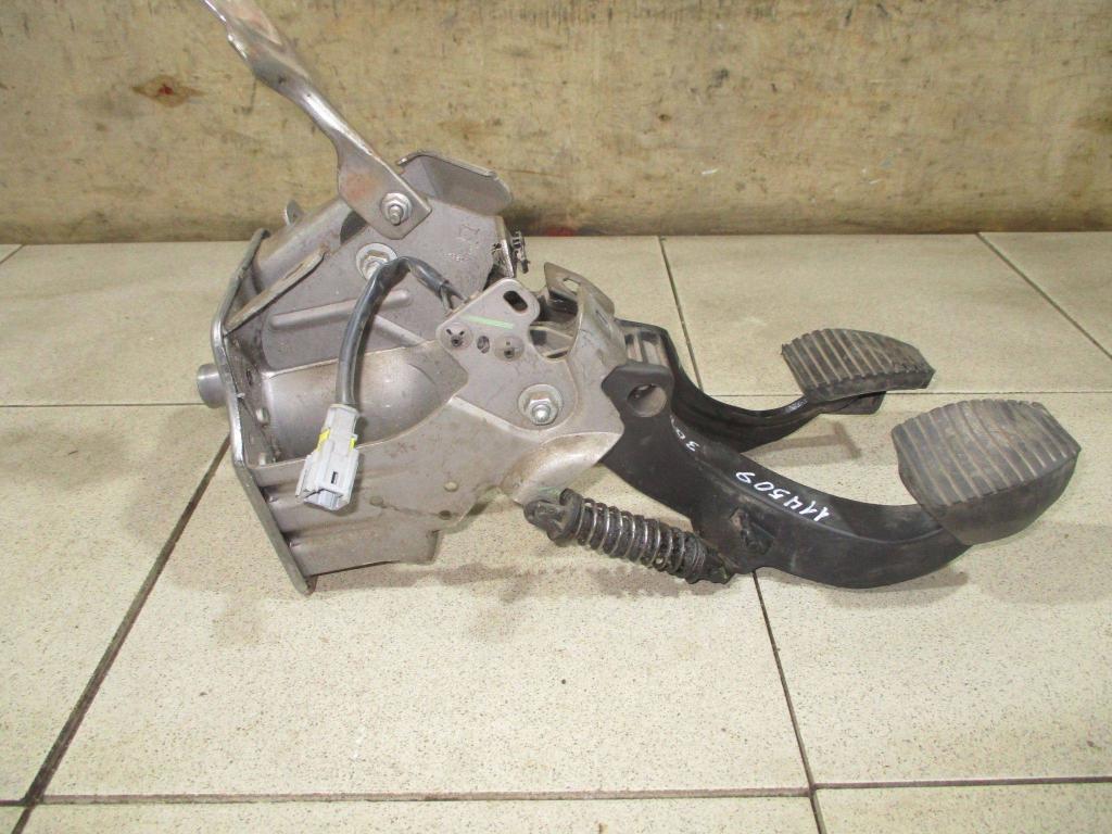 Блок педалей, 1000 рублей, Пермь