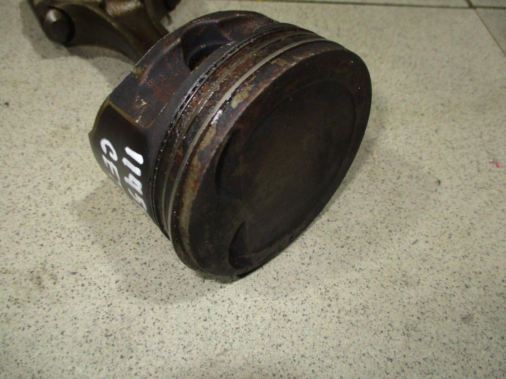 Поршень с шатуном, 1600 рублей, Пермь