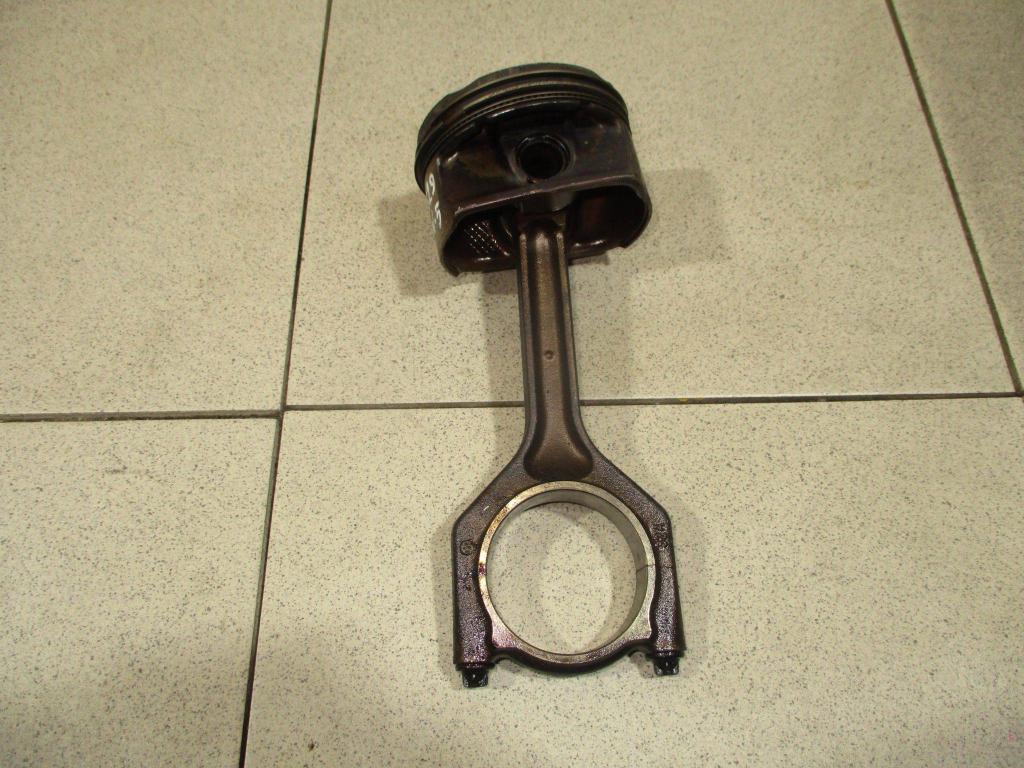 Поршень с шатуном, 3500 рублей, Пермь