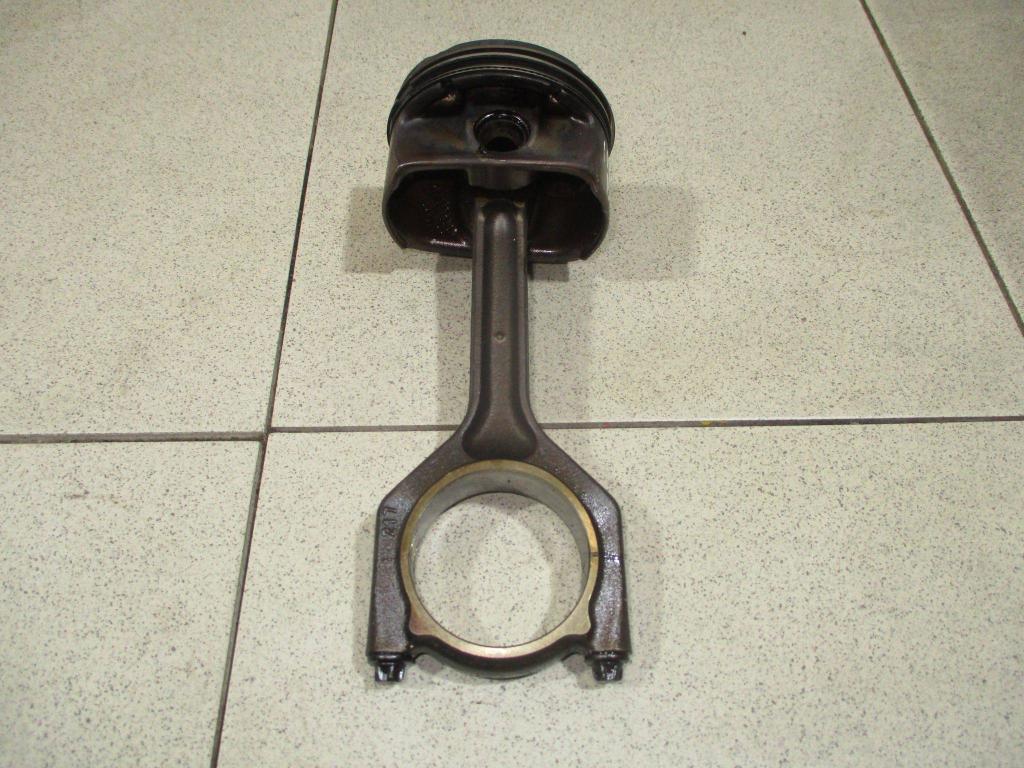 Поршень с шатуном, 3500 рублей, Пермь