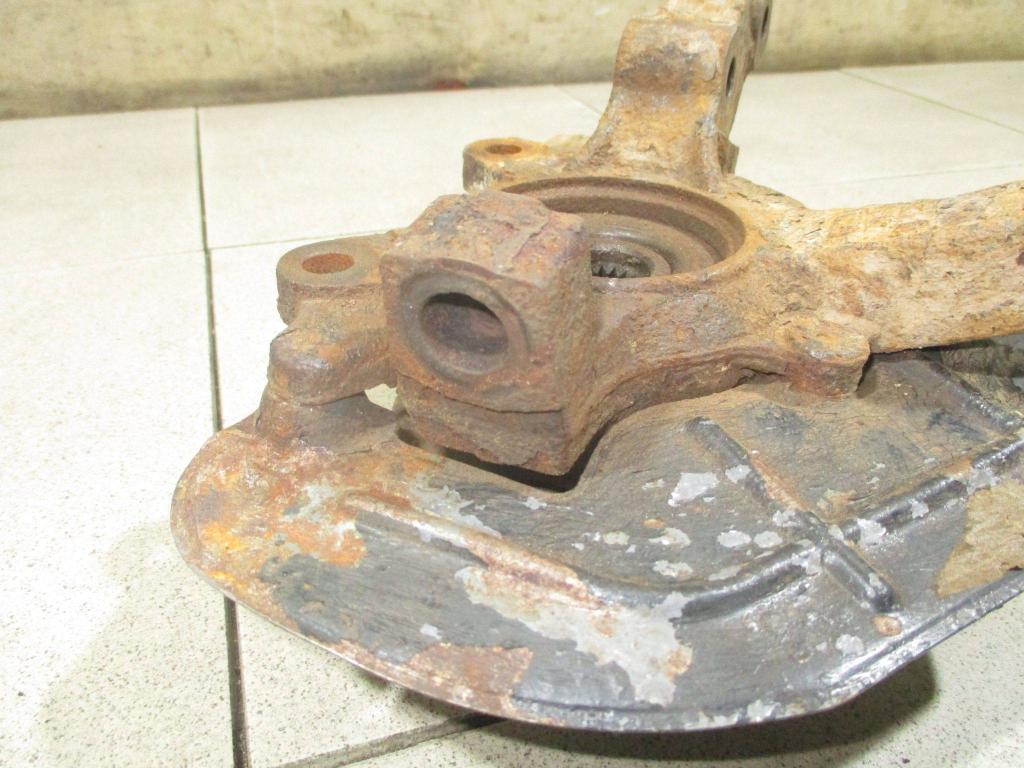 Кулак поворотный передний правый, 1500 рублей, Пермь