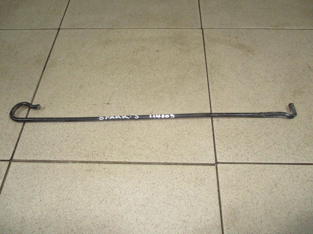 Держатель капота, 500 рублей, Пермь